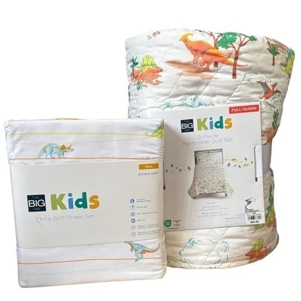 The Big One Kids Dinosaur Reversible Quilt Set Queen/Full & Full Sheets NWT